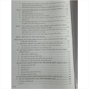 Cẩm Nang Công Tác Tham Vấn Học Đường - Những Quy Định Pháp Lý Và Biện pháp, Kỹ Năng Phòng Ngừa, Xử Lý Vi Phạm Về Hành Vi Bạo Lực, Bóc Lột, Xâm Hại Tình Dục Trẻ Em, Tệ Nạn Xã Hội Trong Trường Học, Gia Đình, Xã hội và Môi Trường Mạng