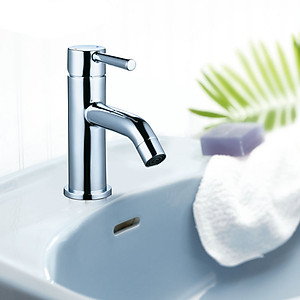 Vòi chậu lavabo nóng lạnh xả nhấn dòng Essence Moen- V14121