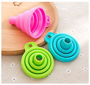 Phễu Silicon Gấp Gọn PaKaSa - Hàng chính hãng (Giao màu ngẫu nhiên)