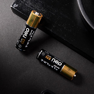 Pin kiềm Akaline AA Deli - Vỉ 2 viên/ 4 viên - 18500 / 18501