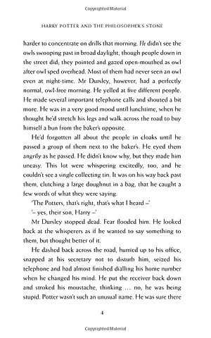 Sách Harry Potter Part 1 : Harry Potter And The Philosopher's Stone (Harry Potter và Hòn đá phù thủy) (Paperback) (English Book)