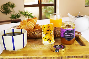 Mứt Chanh Dây Đậu Khấu - La Petite Epicerie Saigon 220g