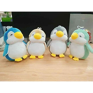 Gấu Bông Chim Cánh Cụt Siêu Mềm Siêu Dễ Thương Cho Bé Và Bạn Gái (20cm--->35cm) Tặng Kèm 1 Móc Khoá Dapu Đính Đá Xinh Xắn Như Hình