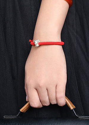 Vòng Tay Kết Dây Tuổi Mùi Ngọc Quý Gemstones