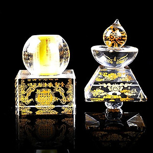 Tháp xá lợi pha lê trắng kèm đế đèn led đổi màu size 14.5cm và 20.5cm