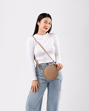 Túi Yuumy ( Thời trang nữ đi dạo phố size 17 - Túi đeo chéo da Seasand YN129 )