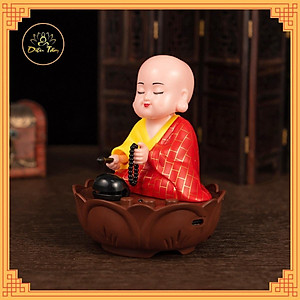 Tượng chú tiểu tụng kinh gõ mõ sạc pin type C có nhạc có đèn trang trí xe hơi, phong thủy, bàn làm việc đồ thờ cúng shop Diệu Tâm -chú tiểu có nhạc