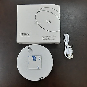 Đèn LED cảm biến chuyển động cảm biến thông minh, ánh sáng bảo vệ mắt, sạc pin USB đời mới, dán tường, tủ quần áo, cầu thang, phòng ngủ… Cảm Ứng không dây - Giao Màu Ngẫu Nhiên