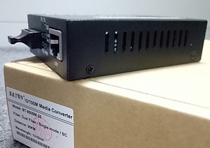 Convector media 2 sợi SC- BTON -10/100M -25km mã BT-950SM-25 . Hàng chính hãng