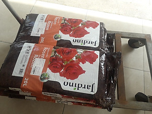 Đất trồng hoa hồng nhập khẩu Hà Lan Jardino Rosen