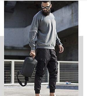 Túi đeo chéo,đeo ngực nam đã tích hợp công nghệ 4.0