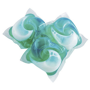 Combo 2 hộp 18 viên nước giặt xả hương hoa màu xanh nội địa Nhật Bản