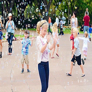 Đồ chơi bắn bong bóng xà phòng hình cá heo cho bé