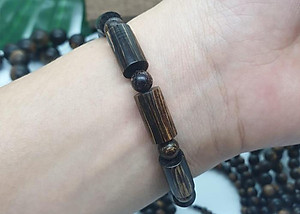 Vòng Tay Trầm Hương Trụ Trúc Sánh Chìm Tự Nhiên (Nam)