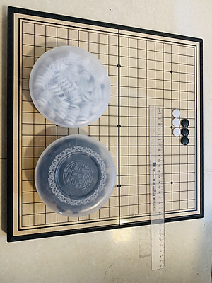 Cờ Vây Nam Châm Chất Lượng Cao 28x28 và 37x37cm Có Hộp Đựng Quân Cờ - Chính Hãng dododios