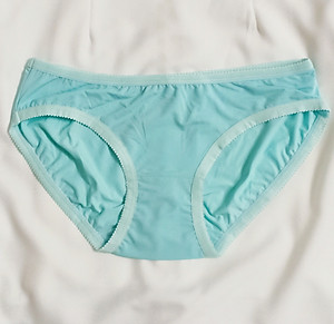 Combo 5 quần lót nữ thun lạnh trơn mịn viền bo màu ngẫu nhiên