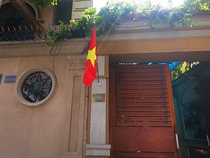 Cờ Việt Nam 70X100cm phi mờ