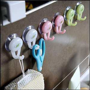 Combo 02 Set móc treo đa năng Inomata có núm hít chân không (02 chiếc/Set) - Nội địa Nhật Bản