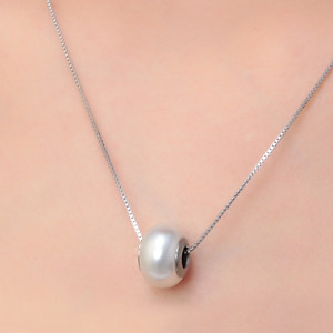 Dây Chuyền Tropicana Phối Charm Swarovski Ngọc Trai Hai Màu Trắng Đen