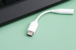 Đầu chuyển Type C sang Audio 3.5mm & Type C Baseus L40 (12cm Type C Male to Type C Female + 3.5mm Female Adapter) - hàng chính hãng