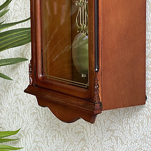 Đồng hồ treo tường RHYTHM WOODEN WALL CLOCKS CHIME CMJ502FR06 ( Kích thước 23.0 x 48.1 x 10.9cm), Vỏ màu nâu