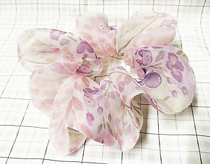 Cột tóc scrunchies hoa voan đẹp mẫu mới size trung