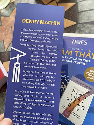 TRÍ TUỆ HIỆU TRƯỞNG: Những lời khuyên thiết yếu cho các nhà lãnh đạo trường học – Denry Machin – Thanh Minh dịch – Times Book - NXB Dân Trí 