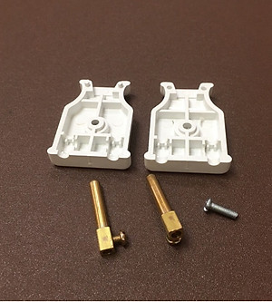 Chui phích cắm điện Rạng Đông chân đồng thau