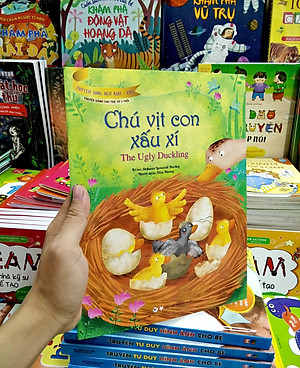 Chú Vịt Con Xấu Xí (Truyện Dành Cho Trẻ Từ 3 Tuổi) - Truyện Song Ngữ Anh - Việt