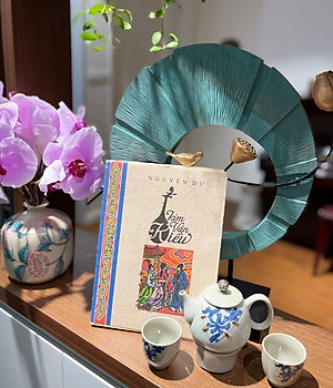 Kim Vân Kiều (Bìa Giấy Dó Quét Điệp + Giấy Mỹ Thuật Cao Cấp + Tặng Kèm Phụ Bản Tranh)