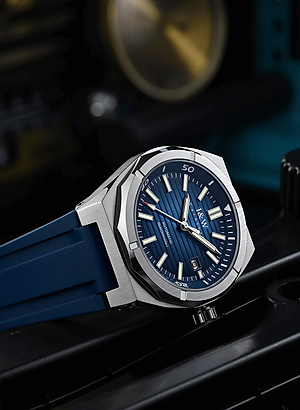 Đồng hồ nam chính hãng I&W CARNIVA 711G-S1 hàng mới,Kính sapphire chống xước ,Chống nước 50m ,Bảo hành chính hãng,Máy cơ (Automatic),dây cao su cao cấp, mặt xanh thiết kế đơn giản dễ đeo