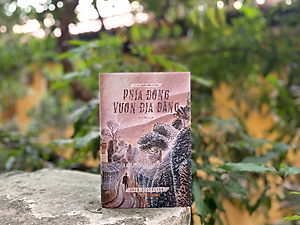 Phía Đông Vườn Địa Đàng