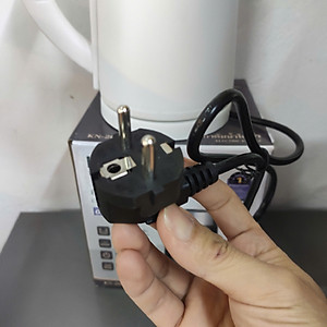 Bình đun nước siêu tốc mini ruột Inox 304 Koreno Thái Lan KN-208 dung tích 0.8L - Hàng chính hãng