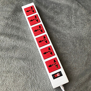 Ổ Cắm 6 Lỗ 3 Chấu Dây 5 Mét Điện Quang ĐQ ESK 5WR 63ECO - Trắng Đỏ