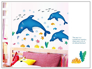 Decal dán tường Cá heo nhảy múa AmyShop DB023