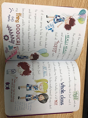 Sách tiếng Anh - Harriet Clare Concert Scare #3