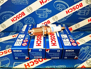 Bộ 04 Bugi Bosch 03 Chấu Chevrolet Captiva, Lacetti, Vivant, Toyota Land Cruiser, Corolla II