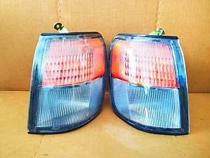 Bộ Đèn Xi Nhan Mitsubishi Pajero V31 V32 V33 V43 V46 (1998-2007)