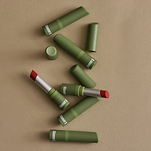 Son dưỡng môi thuần chay có màu GLAMRR Q VEGAN SUPER LIP BALM 4.5g by Gilaa