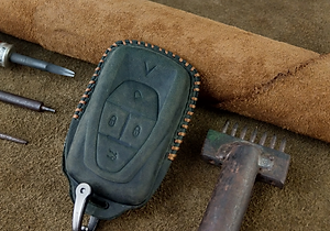 Bao Da Chìa Khóa Ô Tô Handmade Vinfast E34 VF8 VF9 VF6 da bò thật - hãng chính hãng