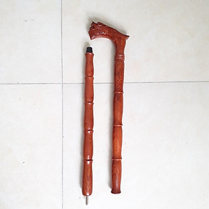 Gậy batoong bằng gỗ hương chống trơn trượt cho người già