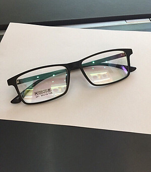 Kính Mắt Chống Ánh Sáng Xanh Mắt Vuông Gọng Nhựa Dẻo Hàn Quốc