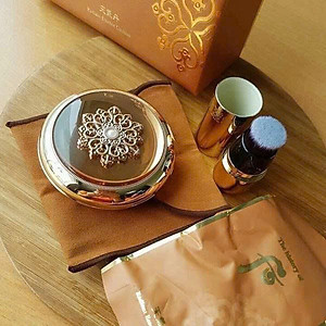 Phấn Nước Tái Sinh Whoo Cheongidan Radiant Essence Cushion Special Set Tone 21