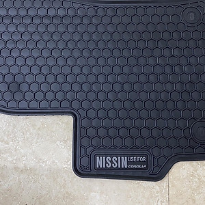 Thảm Lót Sàn Cao Su Xe Hyundai Accent 2018- 2021, 2022- Sàn Cao Su Đúc Accent Ko Mùi Mẫu Nissin chữ trắng