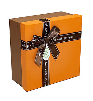 Hộp Quà Vuông V029 Phượng Hoàng 20 x 20 x 10 cm - Giao mẫu ngẫu nhiên