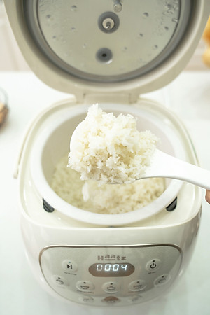 Nồi Cơm Điện Lòng Gốm 1,2L HAATZ CIM250 Công Suất 500W, 6 Chế Độ, Hẹn Giờ, Hàng Chính Hãng