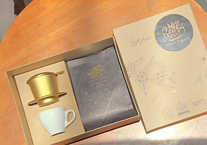 Quà Tặng Doanh Nghiệp 1 – Cà Phê 250g + Phin Nhôm + Ly Sứ – REAL BEAN COFFEE