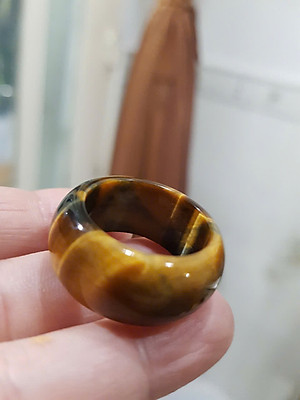 Nhẫn Nam Đá Mắt Hổ Vàng Nâu Tiger Eyes Tự Nhiên đậm bóng đẹp mới ni 20mm x Cao 12mm / 11mm dầy 4mm nam mệnh Kim mệnh Thổ mệnh Thủy đeo ni 20mm rẻ đẹp ạ