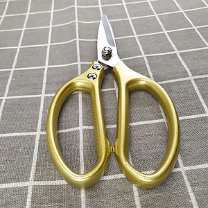 Kéo cắt đa năng Nhật Bản, chất liệu thép cao cấp có thể cắt gà , cắt vải...GS00885