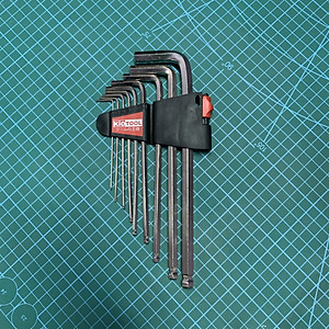 Bộ lục giác Kiotool 9 chi tiết đầu bi hệ Mét 1.5 -10 mm thép CRV cao cấp